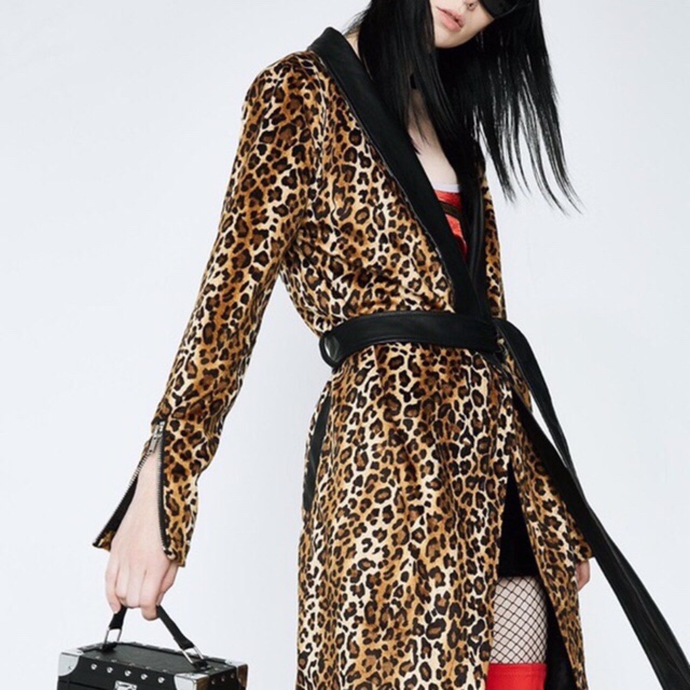 “Current Mood” Leopard Print Trench/Robe